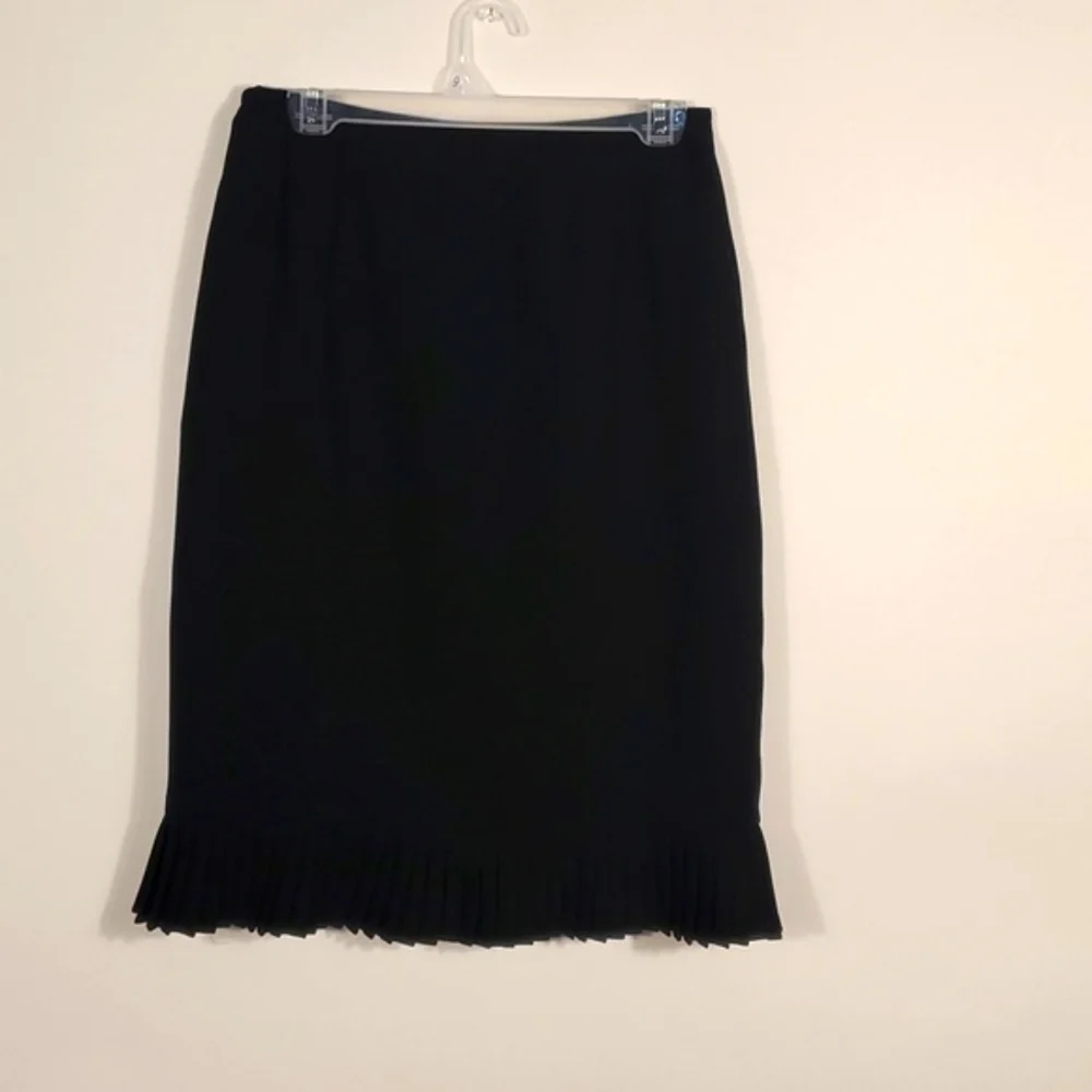 Black A line Skirt with Ruffles Hem Size 6